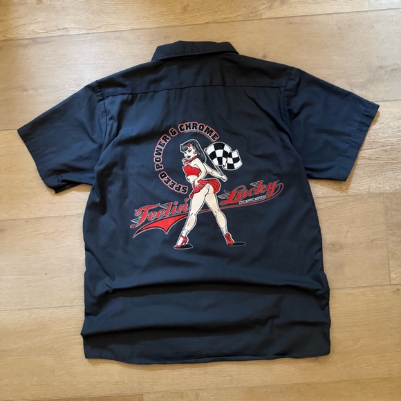 Dickies “Feelin’ Lucky” Pin-Up Racing Work Shirt – Speed Power & Chrome Graphic - Picture 5 of 8